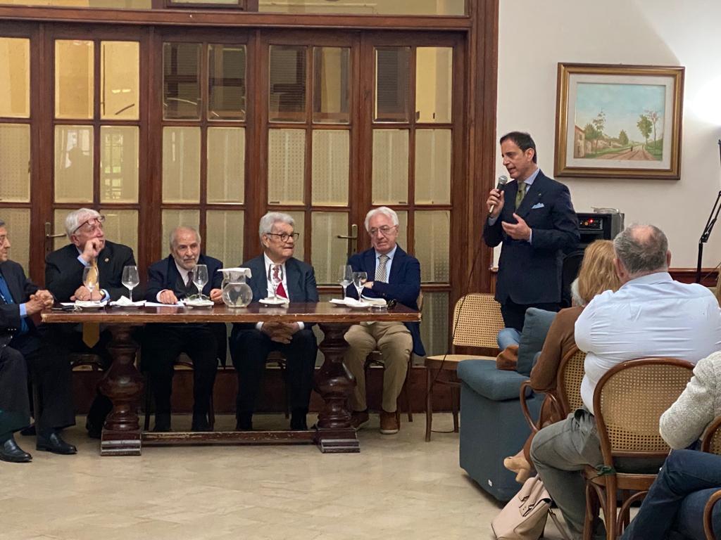 Presentato il libro “La Caduta” di Calogero Pumilia Rotary Club Marsala